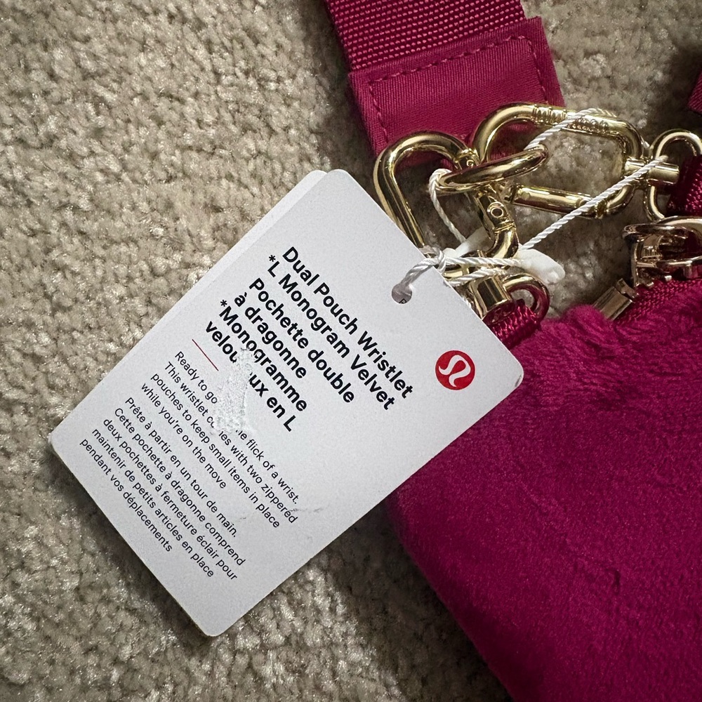 Lululemon dual pouch wristlet NWT Berry Rumble Velvet monogram - Picture 2 of 4